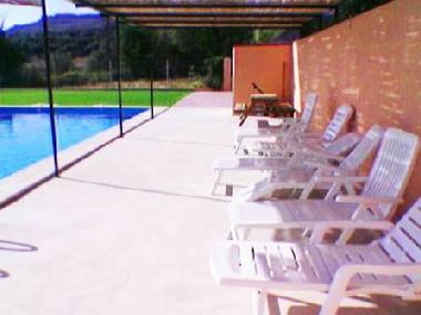 Terrasse am Pool mit Dusche + WC 