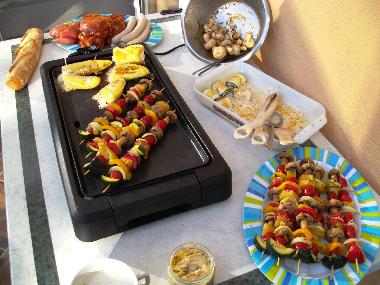 Auf Anfrage und Wunsch bereiten wir ein leckeres Barbecue