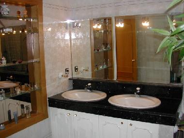 Villa in ANDORRA LA VELLA (Andorra la Vella) oder Ferienwohnung oder Ferienhaus