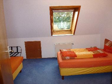 2-Bett-Zimmer mit Einzelbetten