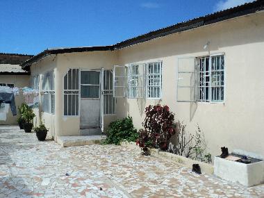 Ferienhaus in Brusubi (Western) oder Ferienwohnung oder Ferienhaus