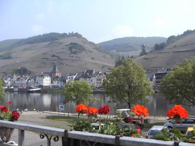 Ferienwohnung in Zell/Kaimt-Mosel (Mosel - Saar) oder Ferienwohnung oder Ferienhaus