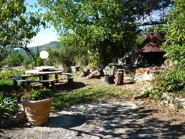Vom Grillplatz aus kann man in geselliger Runde unverge�liche Sonnenunterg�nge und Sternenhimmel erl