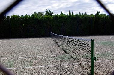Tennisplatz am Haus exklusiv fr den Mieter