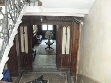 Schloss / Burg in Les Halles (Rh�ne) oder Ferienwohnung oder Ferienhaus