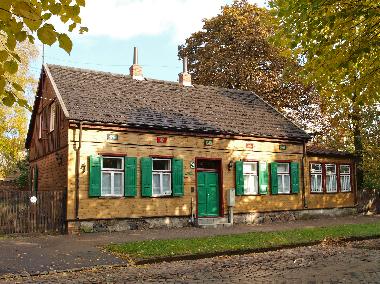 Das Haus von der Strassenseite