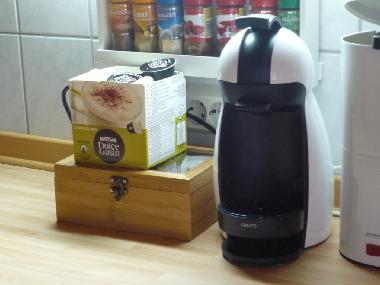Unsere Dolce Gusto Kapselmaschine - in beiden Wohnungen für leckeren Cappuccino-Genuss