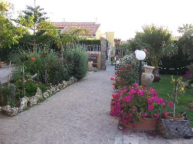 Villa in CAMPOFELICE DI ROCCELLA (Palermo) oder Ferienwohnung oder Ferienhaus