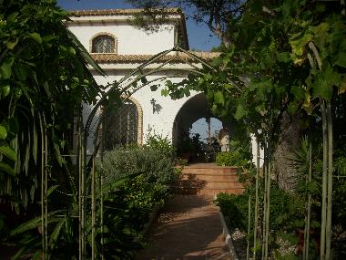 Hausfrontansicht mit Veranda