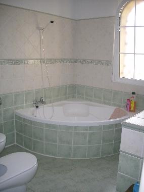 Badezimmer im EG (Gste)