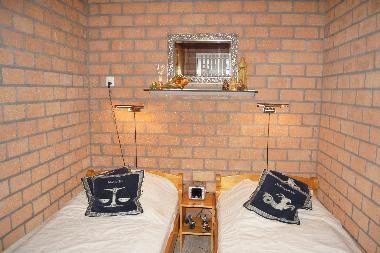 Schlafzimmer Brigitta -2-