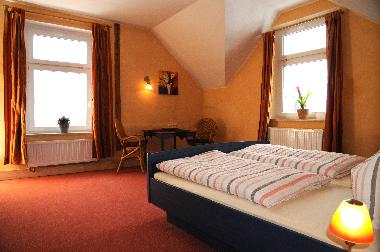 Villa in Kurort Oybin (Oberlausitz / Niederschlesien) oder Ferienwohnung oder Ferienhaus