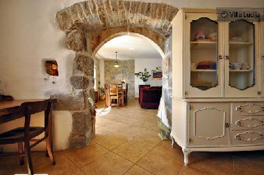 Ferienhaus in Mimice Medici (Splitsko-Dalmatinska) oder Ferienwohnung oder Ferienhaus