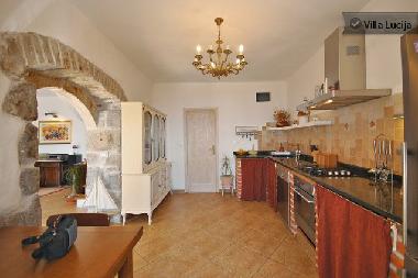 Ferienhaus in Mimice Medici (Splitsko-Dalmatinska) oder Ferienwohnung oder Ferienhaus