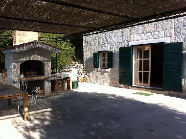 Ferienhaus in Mimice Medici (Splitsko-Dalmatinska) oder Ferienwohnung oder Ferienhaus