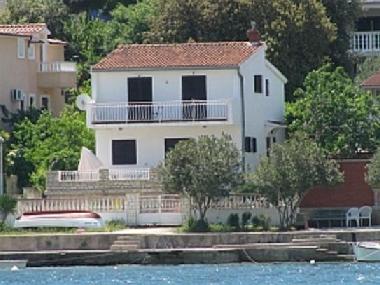 Ferienhaus in Grebastica (Sibensko-Kninska) oder Ferienwohnung oder Ferienhaus