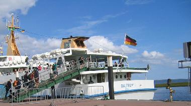 Ferienhaus in Ne�mersiel (Nordsee-Festland / Ostfriesland) oder Ferienwohnung oder Ferienhaus