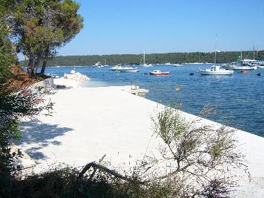 Kleine Strand in 320 m Entfernung