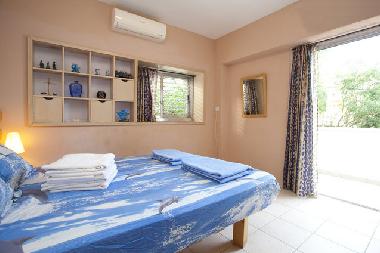 Apartment 1 - Schlafzimmer mit Balkon