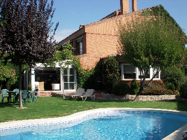 Pension in torrelodones (Madrid) oder Ferienwohnung oder Ferienhaus