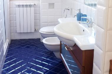 3 verschiedene Appartments /// Badezimmer mit Dusche