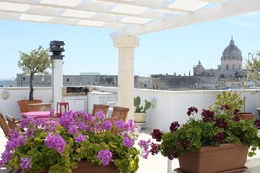 Pesce Spada Terrasse mit Blick zur Altstadt