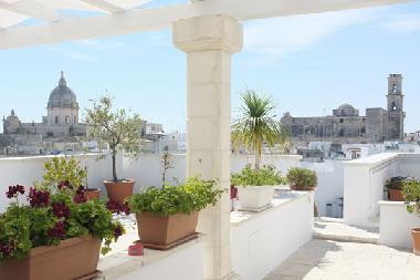 Pesce Spada Terrasse mit Blick zur Altstadt