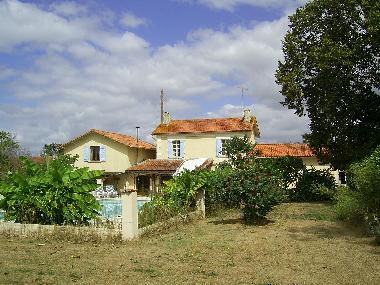 Villa in Parcoul (Dordogne) oder Ferienwohnung oder Ferienhaus