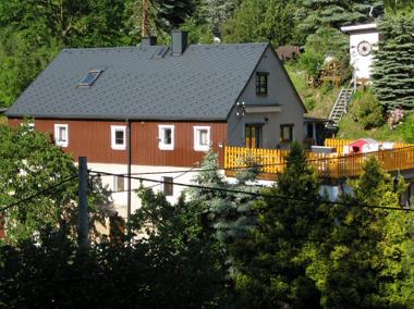 Wohnhaus mit G�stezimmer