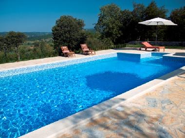 Villa in Boljun (Istarska) oder Ferienwohnung oder Ferienhaus