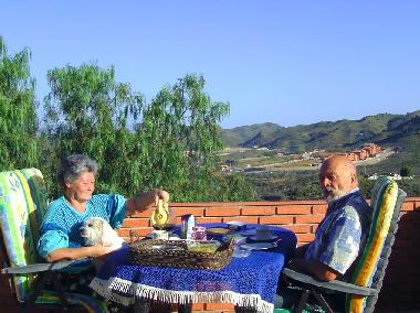 Fr�hst�ck mit Blick auf Golf-Resort