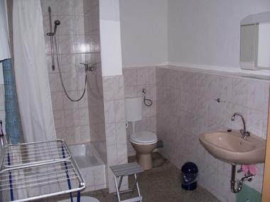 Dusche und WC