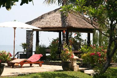 Villa in Dencarik (Bali) oder Ferienwohnung oder Ferienhaus