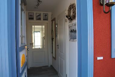 Ansicht: Hauseingang und Flur