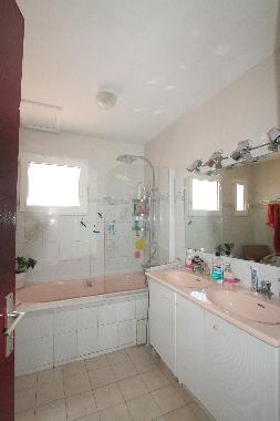 Villa in Juvignac (H�rault) oder Ferienwohnung oder Ferienhaus