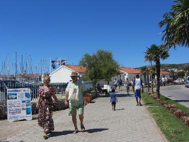 Ferienhaus in Vodice (Sibensko-Kninska) oder Ferienwohnung oder Ferienhaus