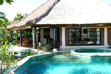 Villa in Lovina / Dencarik (Bali) oder Ferienwohnung oder Ferienhaus