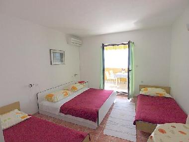 Ferienwohnung in Marusici (Splitsko-Dalmatinska) oder Ferienwohnung oder Ferienhaus