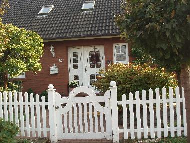 Eingang, Vorderansicht der FeWo Gartenidylle