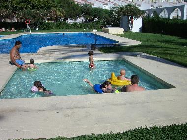 Pool 1 - 100m links vom H�uschen