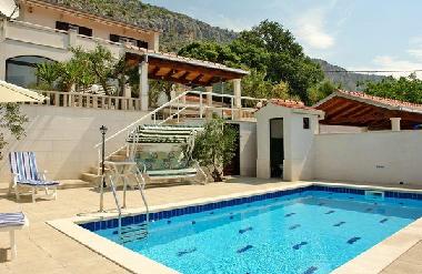 Ferienhaus in Staro selo Jesenice (Splitsko-Dalmatinska) oder Ferienwohnung oder Ferienhaus