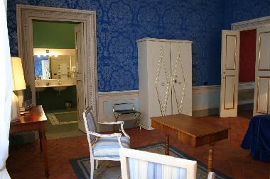 Schloss / Burg in Lucca (Lucca) oder Ferienwohnung oder Ferienhaus