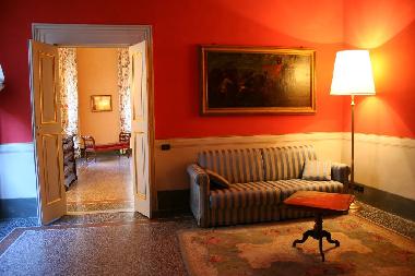 Schloss / Burg in Lucca (Lucca) oder Ferienwohnung oder Ferienhaus