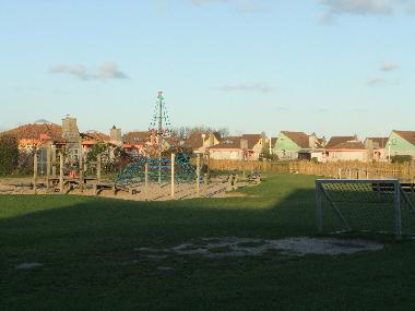 Auch ein Spielplatz ist im Park enthalten