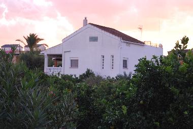 Villa in Orihuela (Alicante / Alacant) oder Ferienwohnung oder Ferienhaus