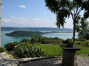 Bielersee und St. Petersinsel