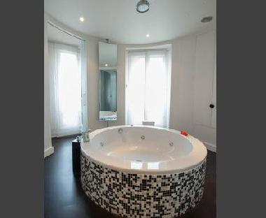 Pension in Paris (Paris) oder Ferienwohnung oder Ferienhaus