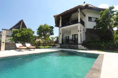 Villa in Lovina / Temukus (Bali) oder Ferienwohnung oder Ferienhaus