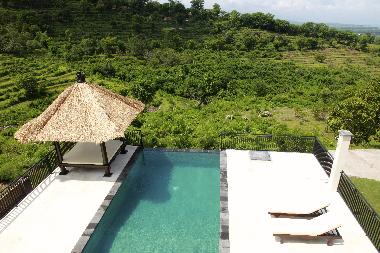 Villa in Lovina / Temukus (Bali) oder Ferienwohnung oder Ferienhaus
