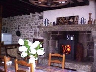 Ferienhaus in Saint Priest des Champs (Puy-de-D�me) oder Ferienwohnung oder Ferienhaus